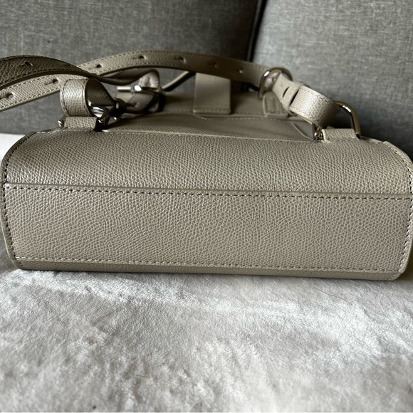 Like new Senreve Alunna original size leather bag in pebbled SAND - Picture 5 of 9